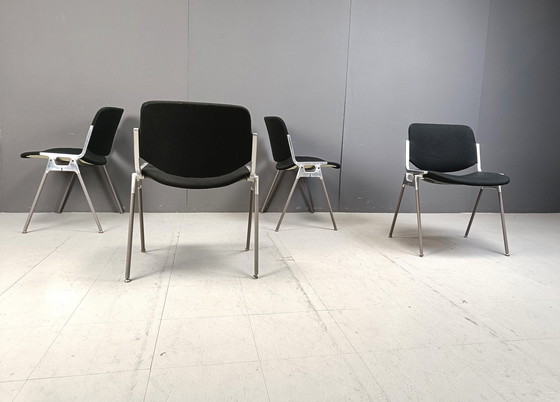Image 1 of Chaises d'appoint vintage Dsc 106 par Giancarlo Piretti pour Castelli, ensemble de 4