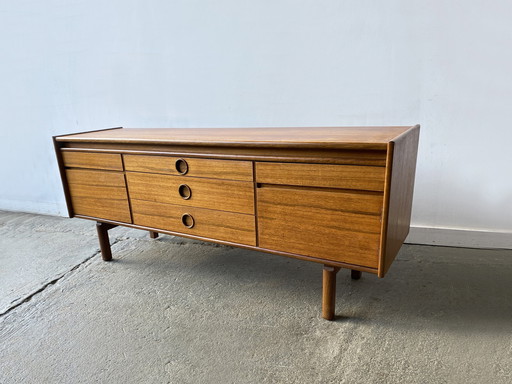 Buffet en teck moderne du Mid Century des années 1960 par Avalon