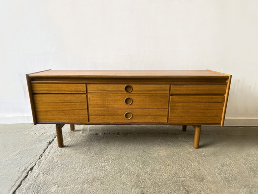 Buffet en teck moderne du Mid Century des années 1960 par Avalon