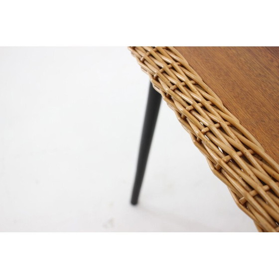 Image 1 of Table basse vintage avec bord en rotin, France 1970