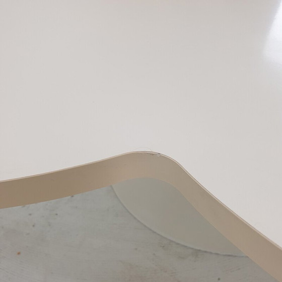 Image 1 of Table basse vintage "Flower table" en stratifié blanc par Kho Liang pour Artifort, Pays-Bas 1960