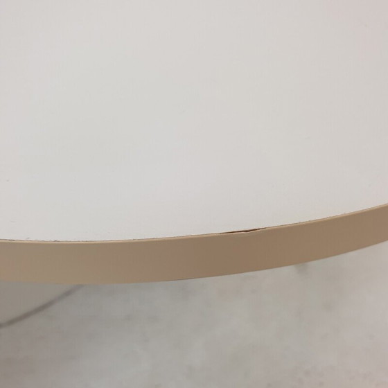 Image 1 of Table basse vintage "Flower table" en stratifié blanc par Kho Liang pour Artifort, Pays-Bas 1960