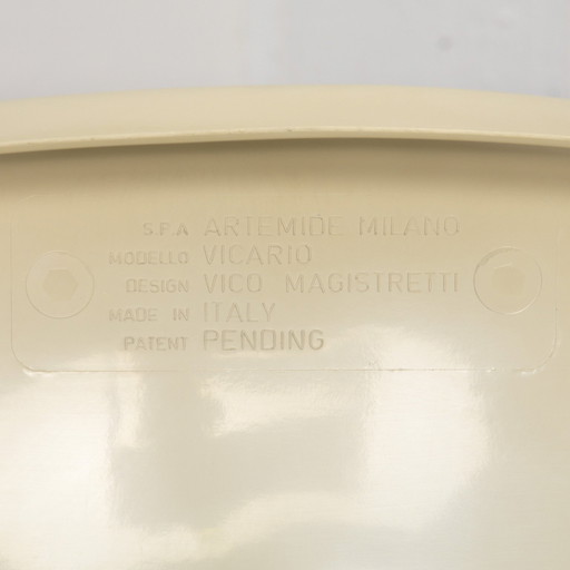 Chaise Vicario par Vico Magistretti pour Artemide