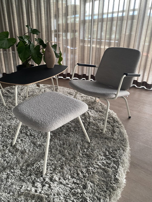 Design In Box / Gijs Van Der Sluis - Fauteuil n° 13 + pouf - Structure blanche + tissu bouclé blanc