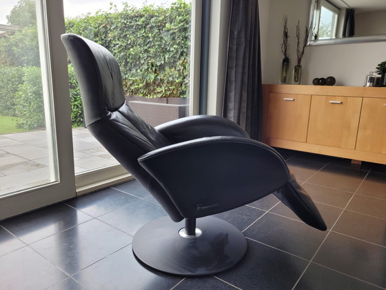 Image 1 of Fauteuil relax Jori en cuir noir