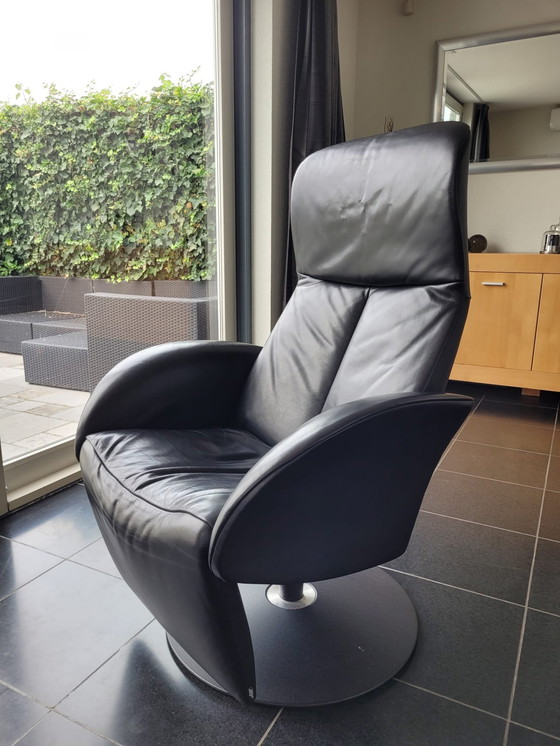 Image 1 of Fauteuil relax Jori en cuir noir