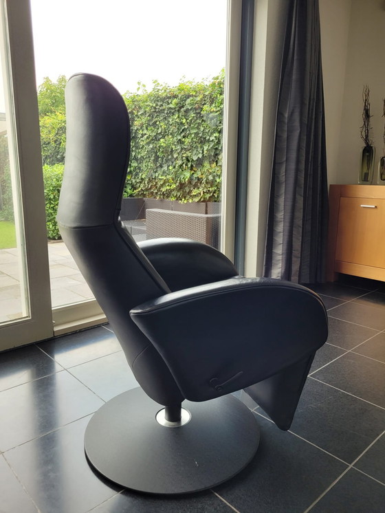 Image 1 of Fauteuil relax Jori en cuir noir