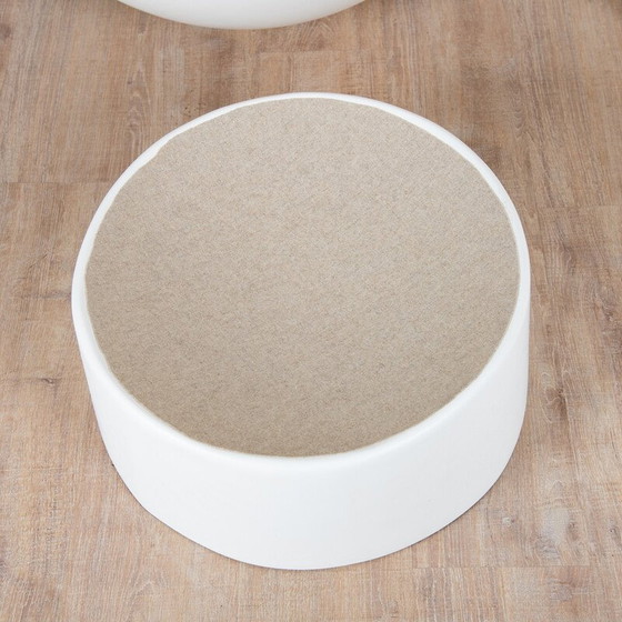 Image 1 of Fauteuils sphère vintage en fibre de verre et laine Kvadrat, France 1960