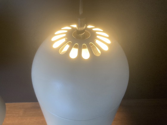 Image 1 of 2X Lampes pendantes vintage Philips (1970)