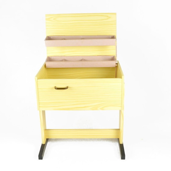Image 1 of Table de nuit vintage en hêtre, Allemagne 1970