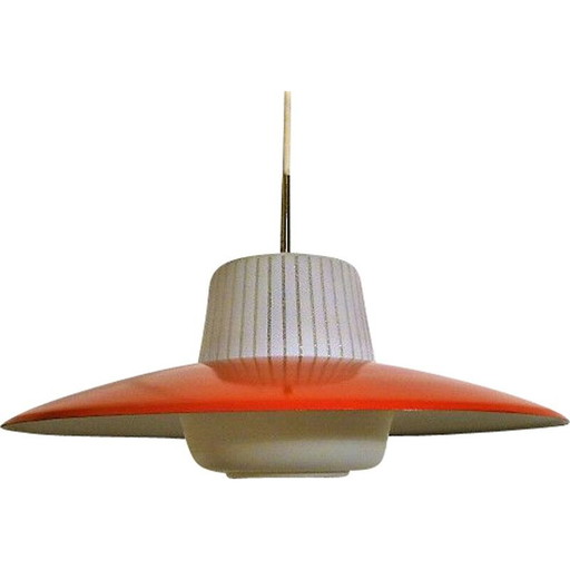 Suspension vintage en métal rouge et opaline, 1960