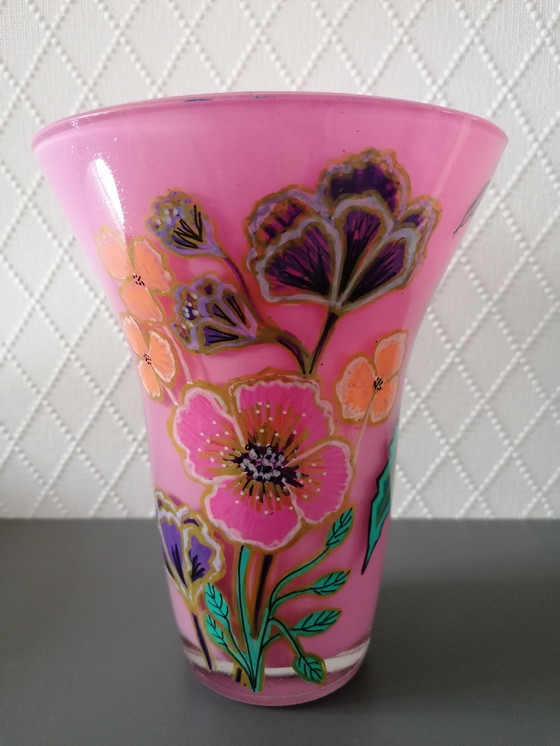 Image 1 of Vase peint à la main "Panthère rose", Artiste Evalien Ritmeester