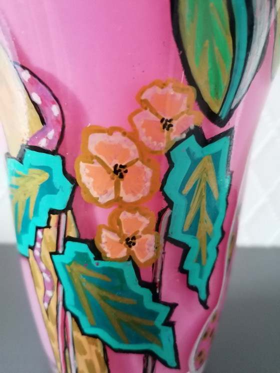 Image 1 of Vase peint à la main "Panthère rose", Artiste Evalien Ritmeester