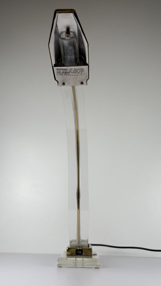 Image 1 of Lampe de table vintage en plexiglas Serpent Lucite Or Cobra Laiton