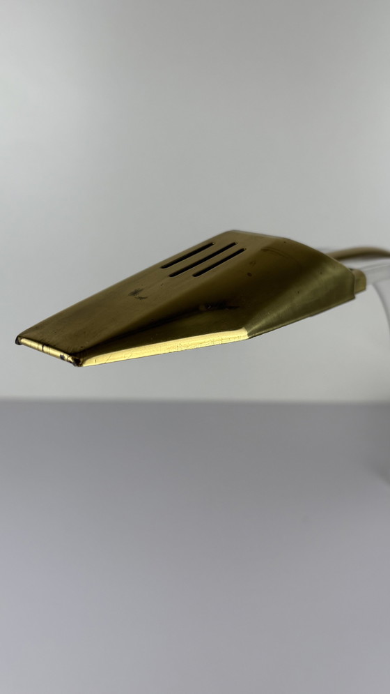 Image 1 of Lampe de table vintage en plexiglas Serpent Lucite Or Cobra Laiton