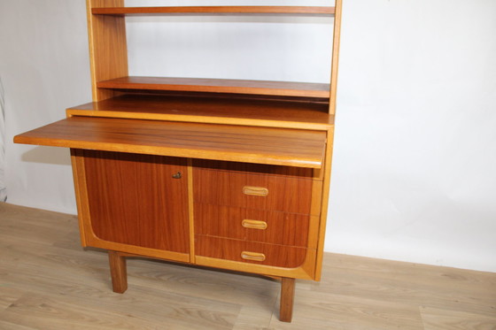 Image 1 of Bibliotheque Vintage Multifonction En Teck 1960 Dk