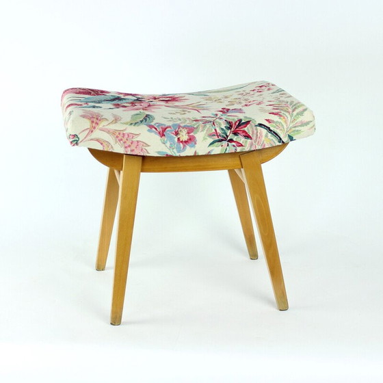 Image 1 of Tabouret du milieu du siècle en bois de chêne et lin par Ton, Tchécoslovaquie années 1960