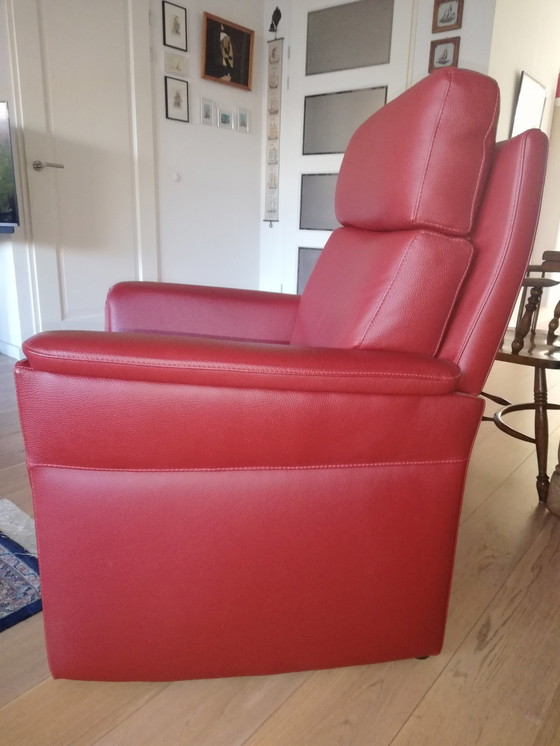 Image 1 of 2x Fauteuil moderne en cuir rouge