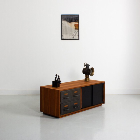 Image 1 of Buffet vintage en teck et métal avec 2 portes coulissantes noires