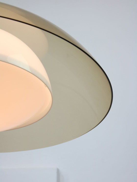Image 1 of Rare lampe Ufo Space Age de Guzzini en marron clair, 1970S