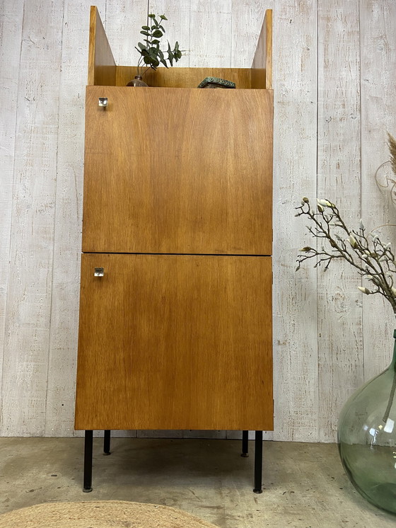 Image 1 of Armoire Moderniste