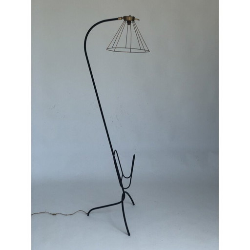 Lampe porte-revues vintage en fer forgé et laiton avec ampoule apparente, 1960