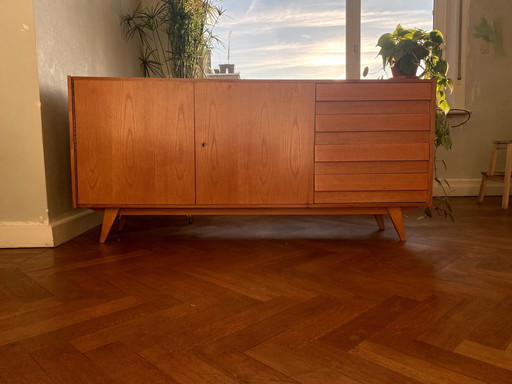 Buffet Mid Century U-460 By Jiří Jiroutek