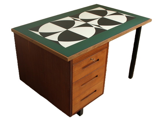 Image 1 of Bureau Philips avec motif géométrique peint à la main