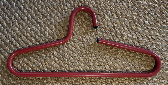 Image 1 of 10x Pièces de cintres en métal rouge vintage 1980