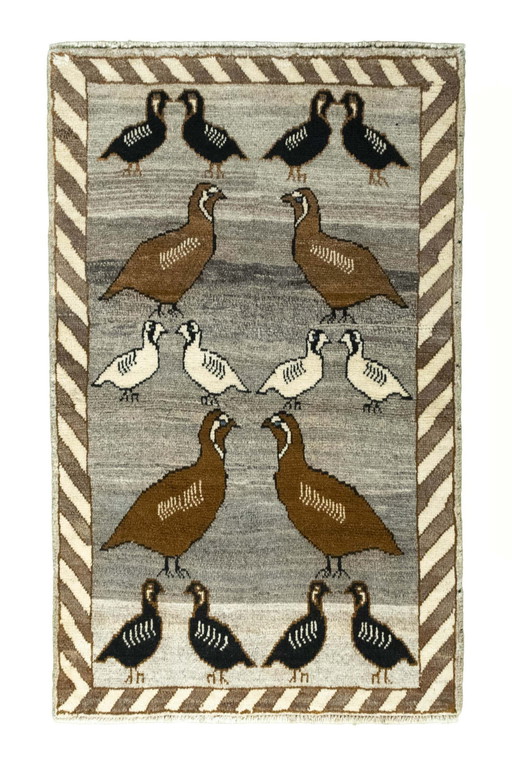 Tapis Gabbeh Nomade noué à la main - 144 X 88 cm - Motifs d'animaux dans des tons naturels chauds