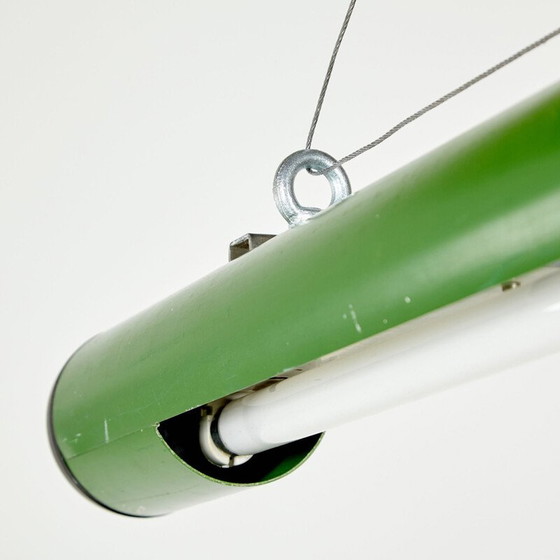 Image 1 of Lampe industrielle tubulaire verte du milieu du siècle, 1980