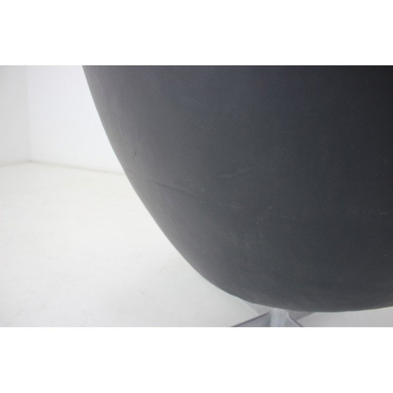 Image 1 of Fauteuil pivotant vintage en métal et daim, Tchécoslovaquie 1970