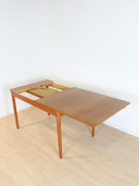 Table de salle à manger vintage en teck avec plateau à bascule