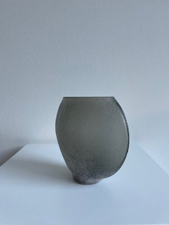 Image 1 of Vase Elips Verre rugueux gris argenté