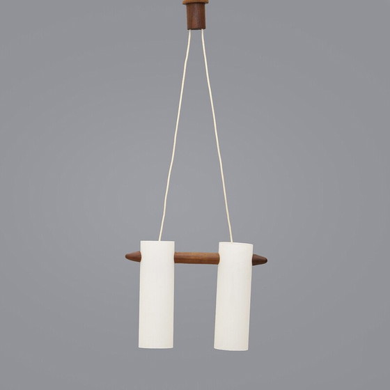Image 1 of Lampe suspendue vintage en verre opalin et teck par Uno et Östen Kristiansson pour Luxus, Suède 1960
