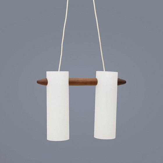 Image 1 of Lampe suspendue vintage en verre opalin et teck par Uno et Östen Kristiansson pour Luxus, Suède 1960