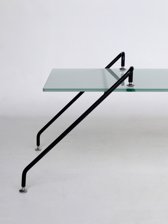 Image 1 of Table basse suspendue en verre par Paul Wintermans, 1980S