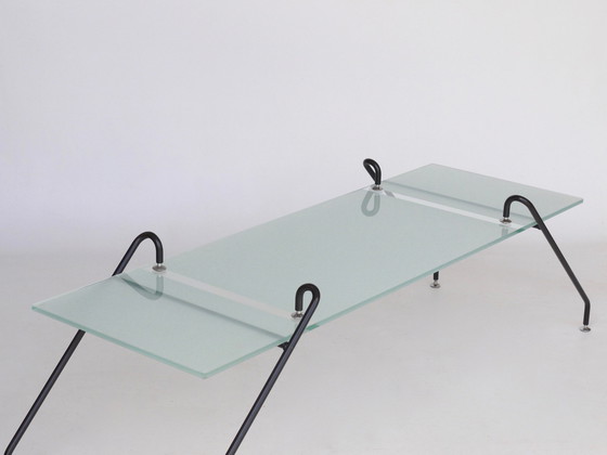 Image 1 of Table basse suspendue en verre par Paul Wintermans, 1980S