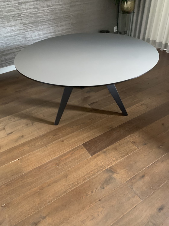 Image 1 of Odesi Table Phoenix avec 3 pieds en acier