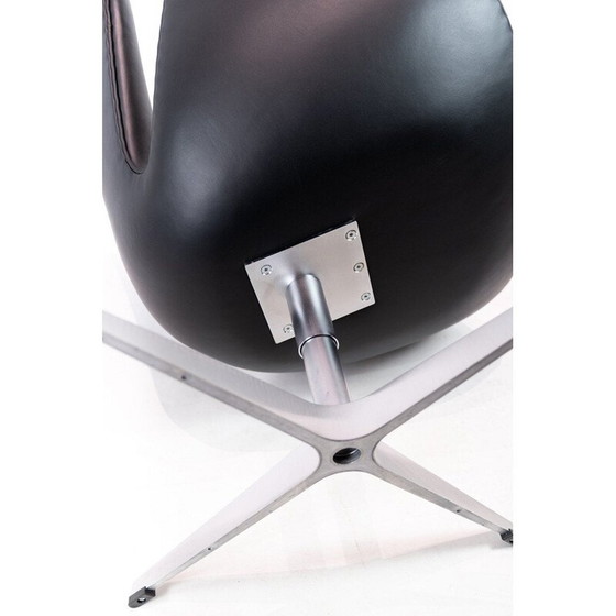Image 1 of Paire de fauteuils cygne vintage "3320" par Arne Jacobsen pour Fritz Hansen, 1958