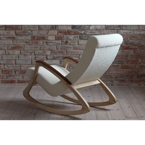 Image 1 of Fauteuil à bascule vintage en boucle française, Tchécoslovaquie années 1950