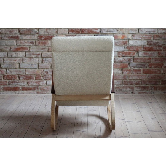 Image 1 of Fauteuil à bascule vintage en boucle française, Tchécoslovaquie années 1950