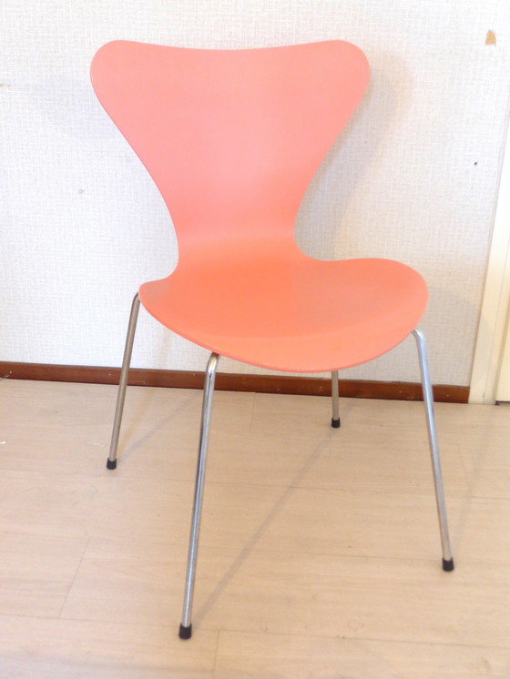 Image 1 of 4x Chaises Butterfly Series 7 Par Arne Jacobsen Pour Fritz Hansen