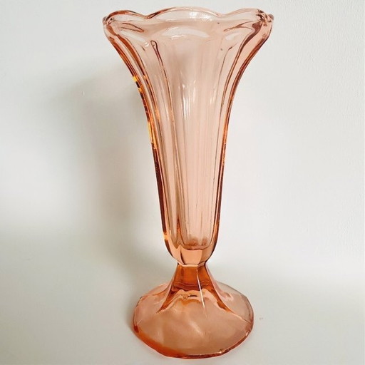 Vase Artdeco en verre rose rosalin années 1930