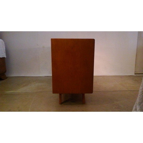 Image 1 of Commode rétro vintage en bois et chêne teinté par Jiří Jiroutka, 1950