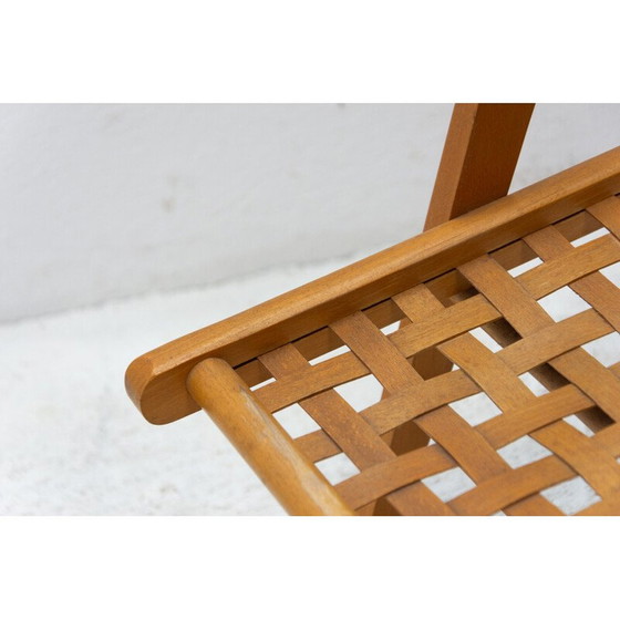 Image 1 of Table d'appoint vintage en bois de hêtre avec sangles en cuir tressé, Tchécoslovaquie, années 1970