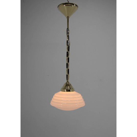 Image 1 of Lampe suspendue vintage Art nouveau en laiton et verre opale, années 1920