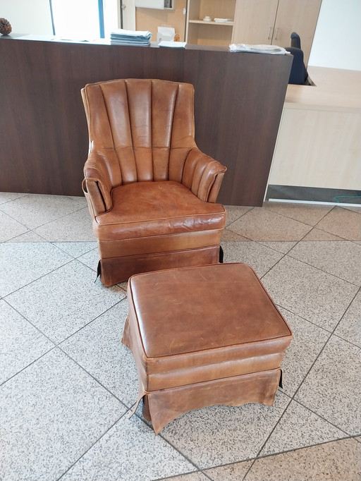 1 x Fauteuil en cuir de mouton avec hocker, années 1980