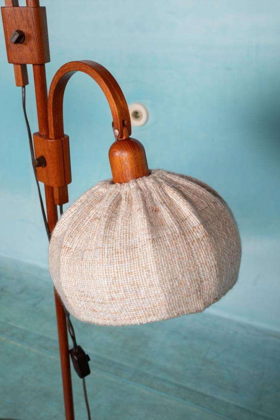 Image 1 of Lampadaire Japandi Domus Danemark, lampe arche vintage en teck