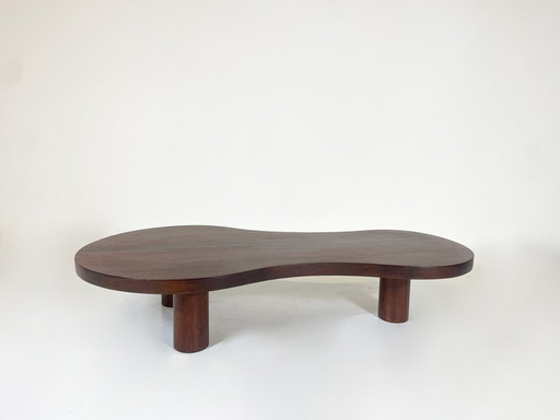 Table basse de forme organique, Contemporain, Italie